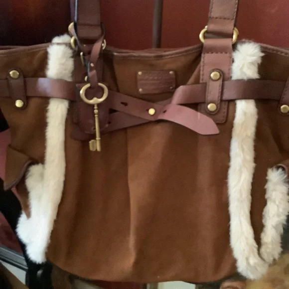 Fossil. Authentic Suede Tote Bag w/Faux Fur Trim - Picture 3 of 14